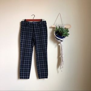 Old Navy Mid-Rise Pixie Pants